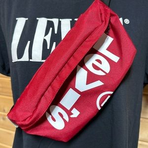 New without tag. LEVI’S® LOGO SLING. Unisex. Red with white logo